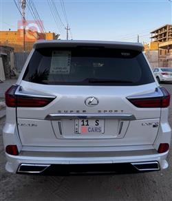Lexus LX